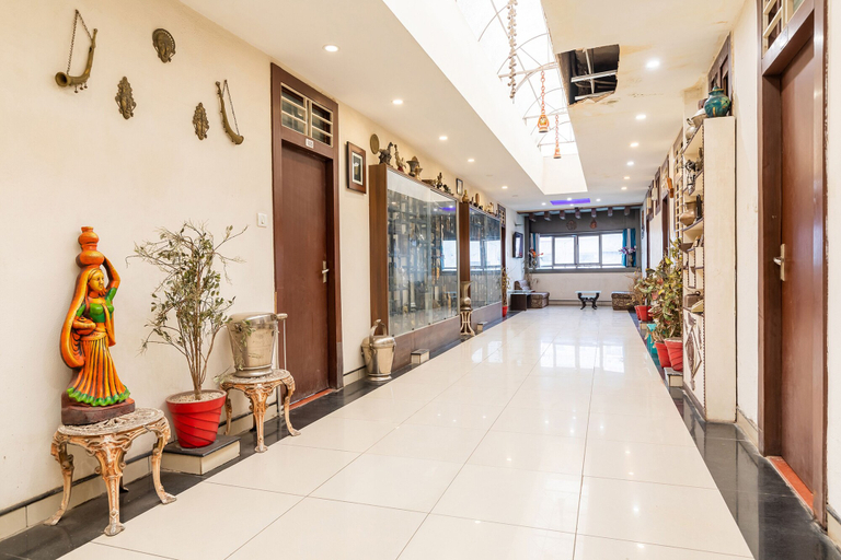 Others 5, Fabhotel Shree Regency, Bhopal