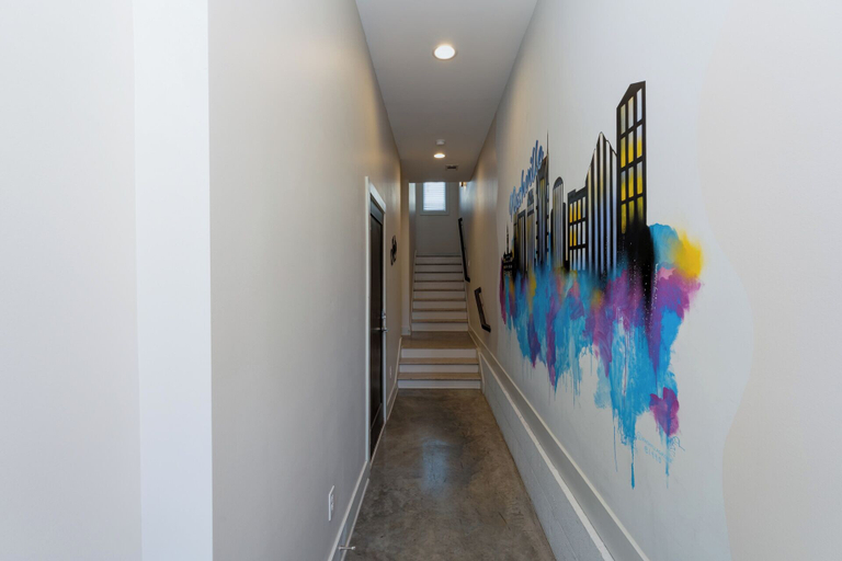 Others 3, Nashville Oasis, Davidson