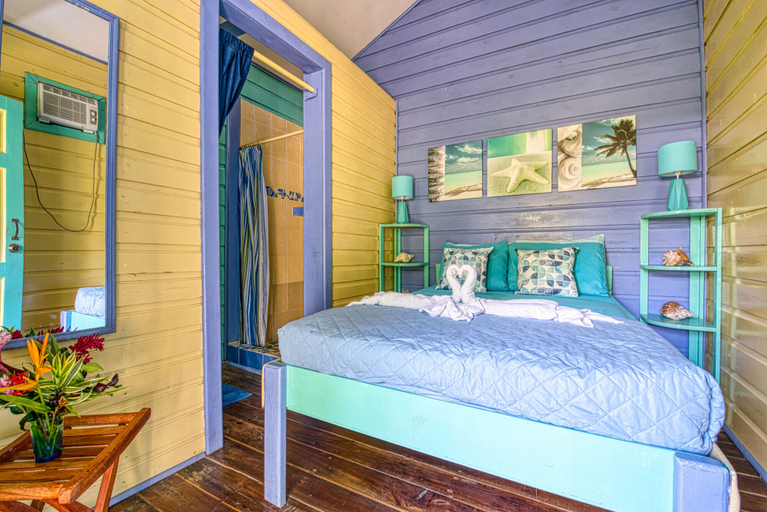 Bedroom 4, Cosmic Crab Resort, Bocas del Toro