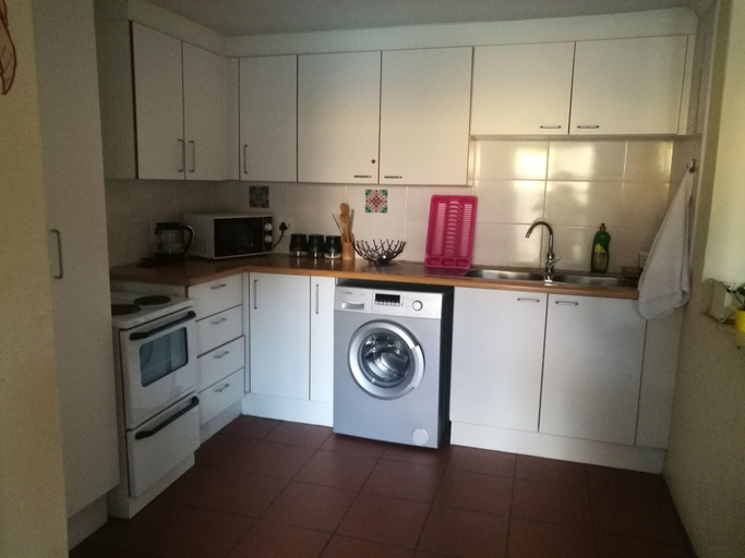 Others 5, Naisar Holiday Home & Cottage Primrose, Ekurhuleni