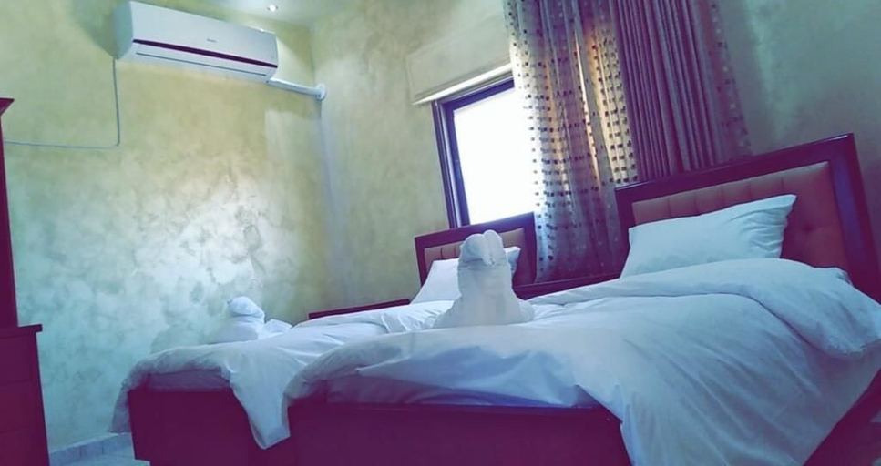 Bedroom 2, Petra Villa, Wadi Musa