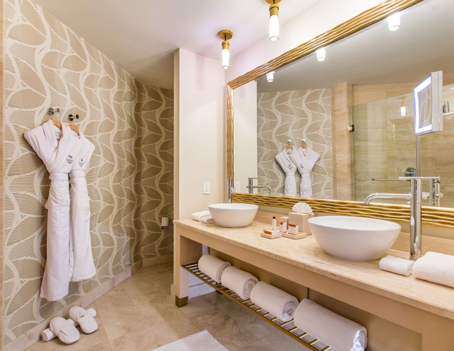 Bathroom 5, Waldorf Astoria Panama, Panamá