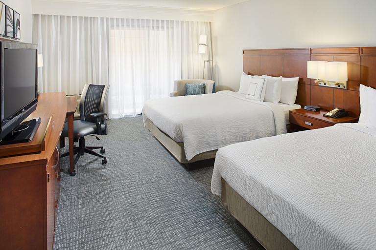 Bedroom 4, Courtyard by Marriott Tucson Williams Centre, Pima