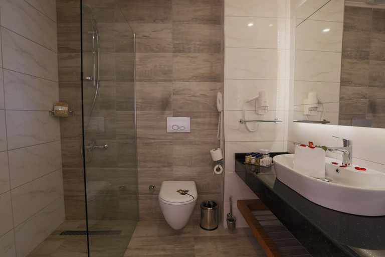 Bathroom 5, Hotel Xoria Deluxe, Alanya