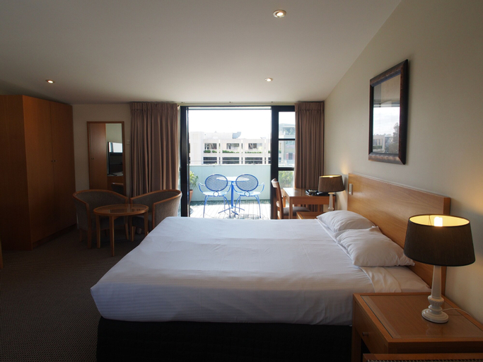 Bedroom 25