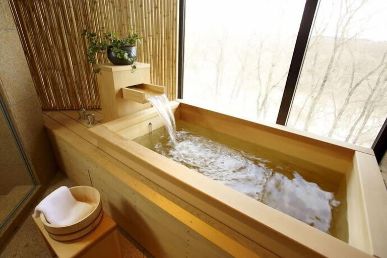 Bathroom 5, Chikusenso Onsen, Zaō