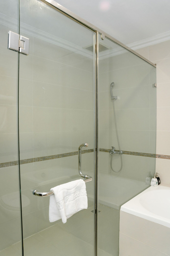 Bathroom 4, White Palace Thai Binh Hotel 1, Thái Bình