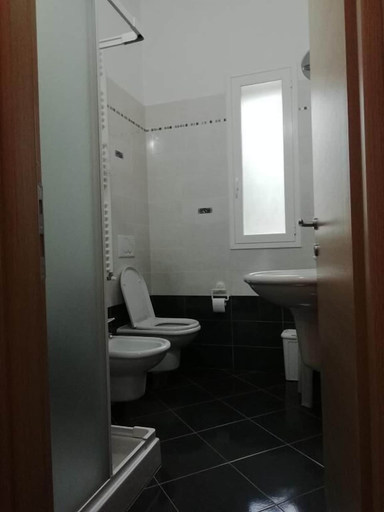 Bathroom, Agriturismo il Grande Ulivo, Imperia