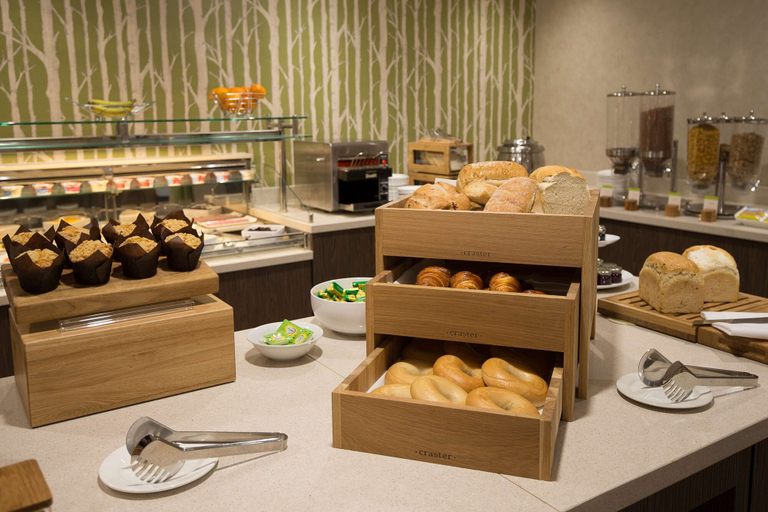 Food & Drinks 5, DoubleTree by Hilton Nottingham - Gateway, Nottingham