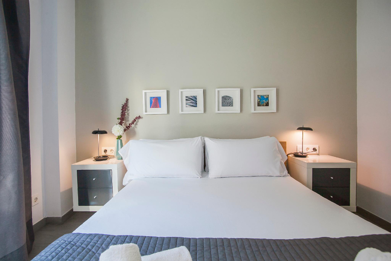 Bedroom 2, Bbarcelona Apartments Gaudi Flats, Barcelona