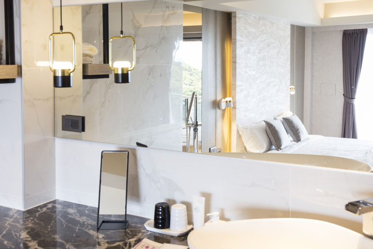 Bathroom 3, TWO Easy Inn, New Taipei City