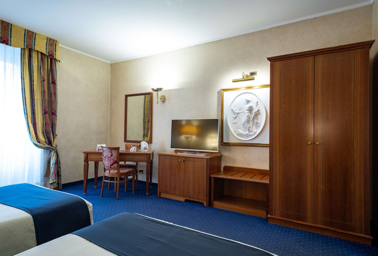 Bedroom 2, Hotel Cappello D'Oro, BW Signature Collection, Bergamo