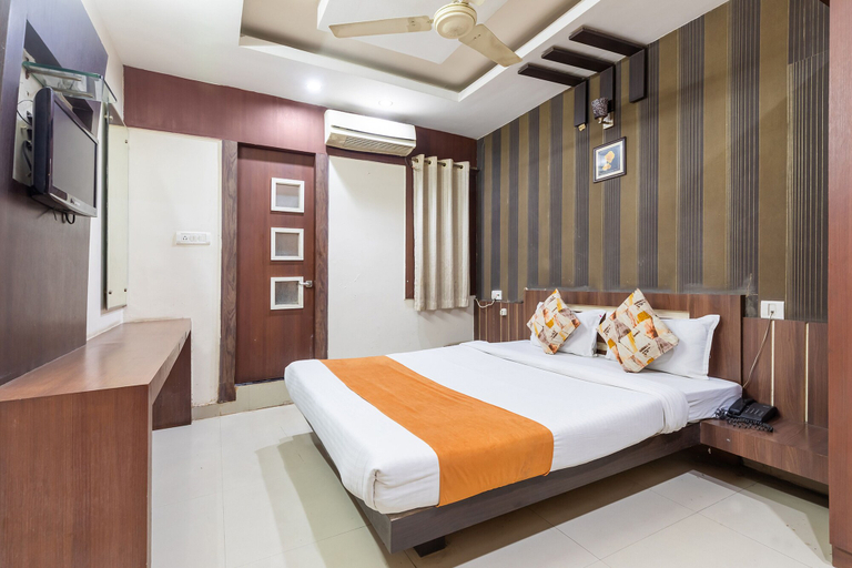 Bedroom 3, Fabhotel Shree Regency, Bhopal