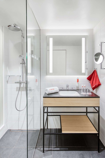 Bathroom 5, IntercityHotel Graz, Graz