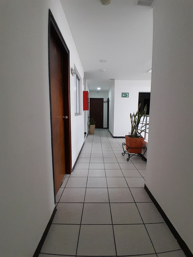Others 4, Hotel Palermo Real, Medellín