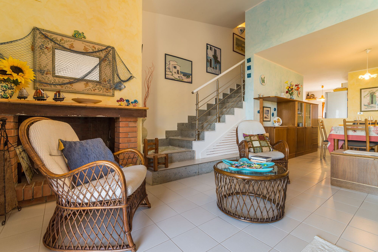 Living area 5, AffittaSardegna - Casa Lentischio, Sassari