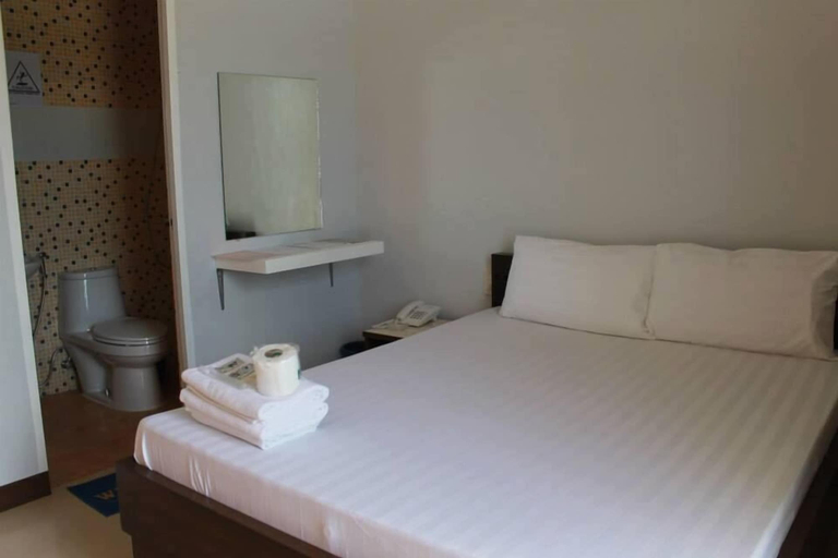 Bedroom 3, Dianne Gardens Hotel, Mabalacat