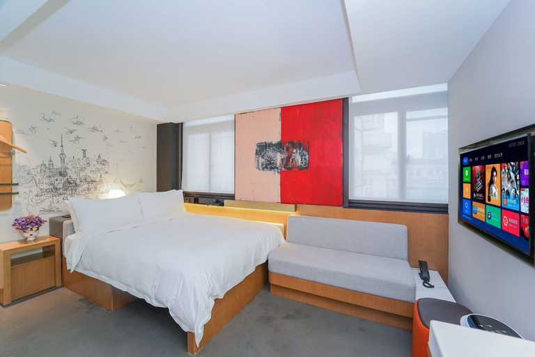 Bedroom 2, No. 8 Art Hotel, Shanghai