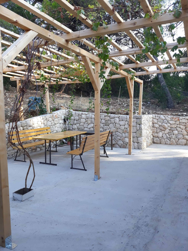 Terrace/patio 2, Apartments Limuni, Mljet