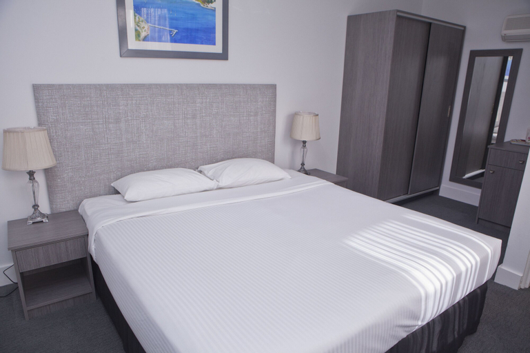 Bedroom 9