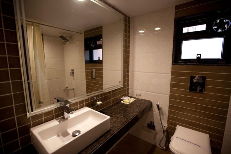 Bathroom 4, Usha Ascot, Raigarh