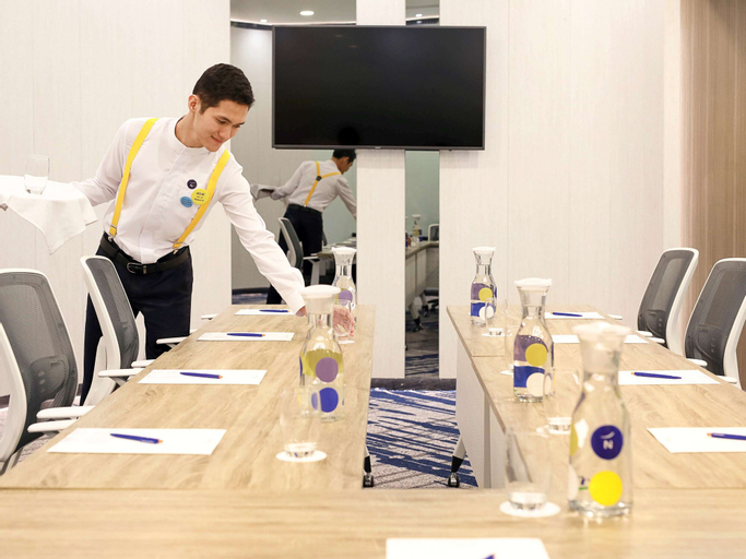 Business Facilities 28