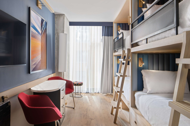 Bedroom 2, Motto by Hilton New York City Chelsea, New York