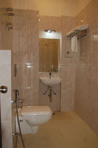 Bathroom 4, KV Hotel & Restaurant, Jaipur