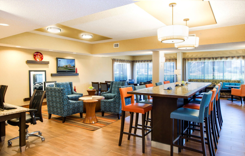 Food & Drinks 5, Hampton Inn Spartanburg-North I-85, Spartanburg