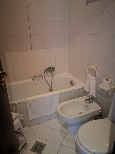 Bathroom 5, Park Hotel Napoleone, Livorno