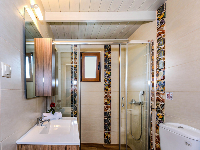 Bathroom 5, Athousakis Village, Crete