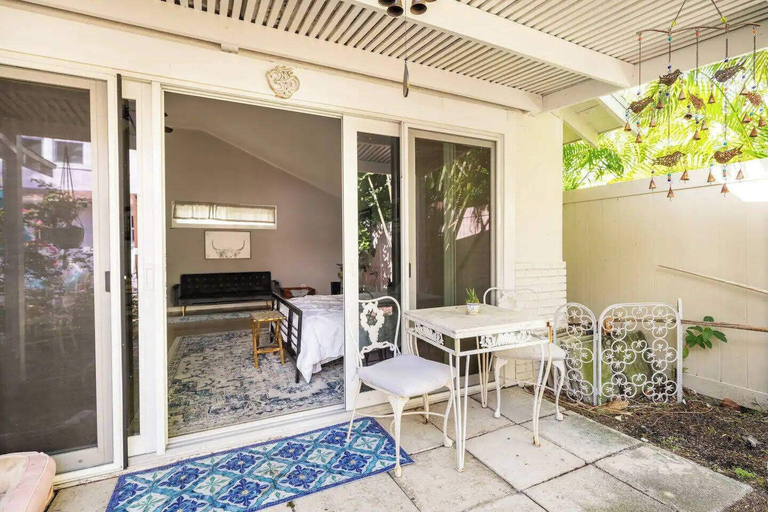 Others 5, Rose Cottage, Broward