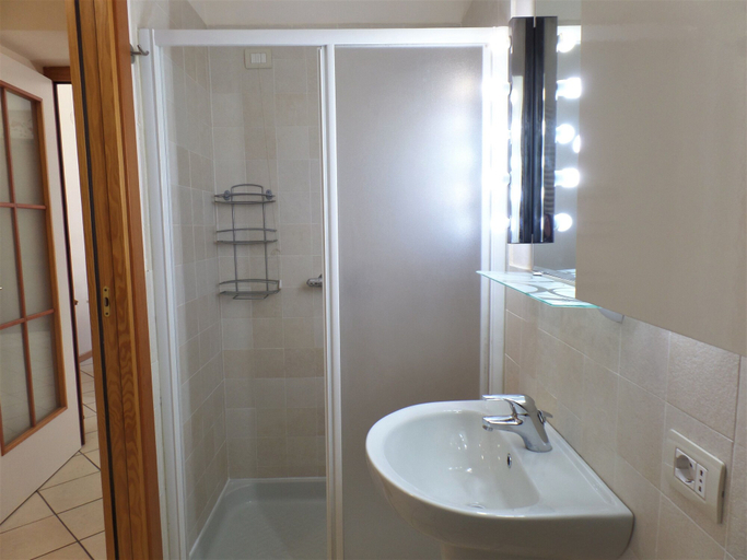 Bathroom 3, La Verbanella, Verbano-Cusio-Ossola