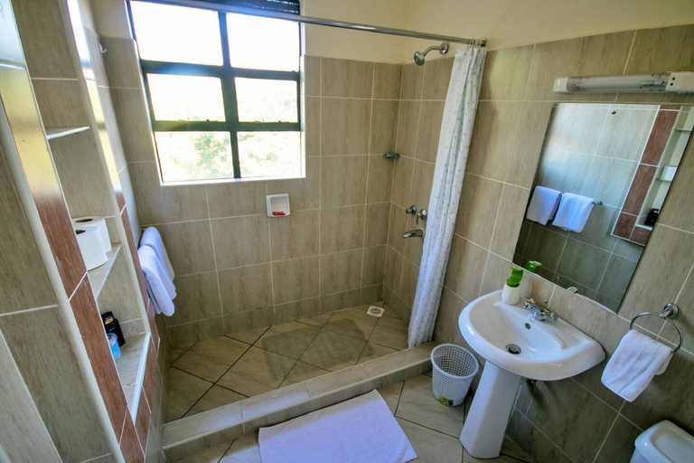 Bathroom 3, Pikidi Gardens, Bondo