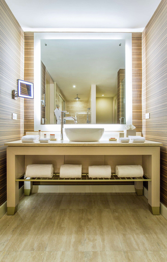 Bathroom 5, Waldorf Astoria Panama, Panamá