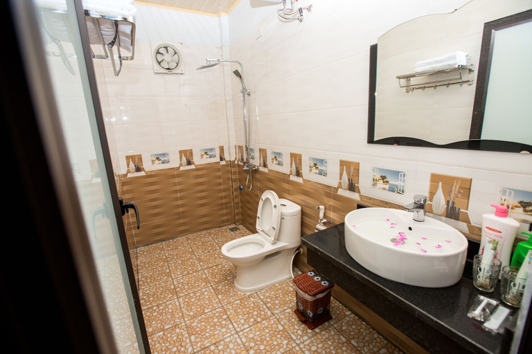 Bathroom 4, An Ngoc Tam Coc Bungalow, Hoa Lư