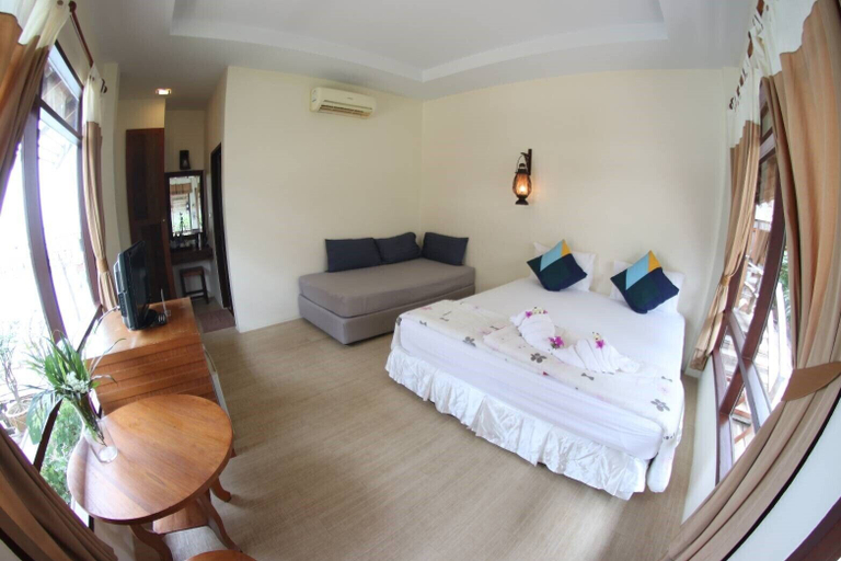 Bedroom 2, Salakphet Resort, Koh Chang