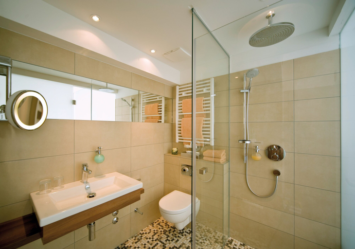 Bathroom 5, Parkhotel Oberhausen, Oberhausen