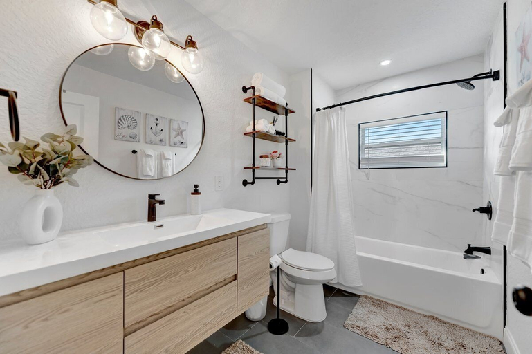 Bathroom 4, St. Pete Family Bungalow & Private Oasis, Pinellas