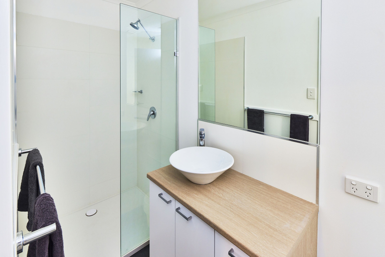Bathroom 3, RAC Exmouth Cape Holiday Park, Exmouth