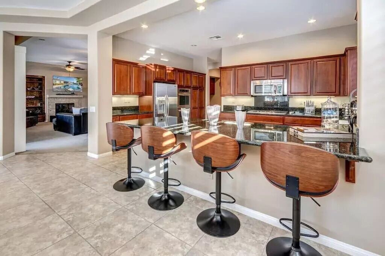 Food & Drinks, Lux Desert Oasis w/ saltwater pool near Coachella, Riverside