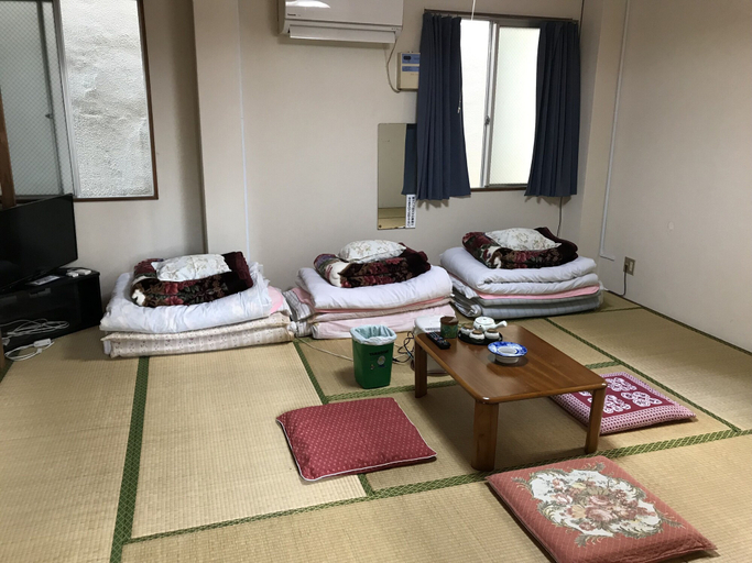 Bedroom 2, Business Ryokan Asahi, Fukuoka