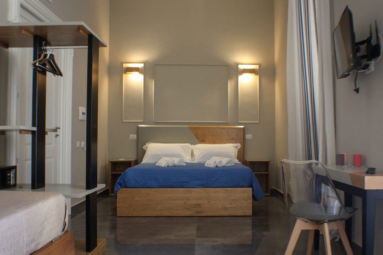 Bedroom 4, Be Italian Flat Piazza Bovio 22, Napoli