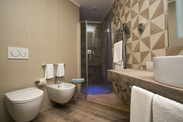 Bathroom 5, Abano Verdi Hotel Terme, Padua