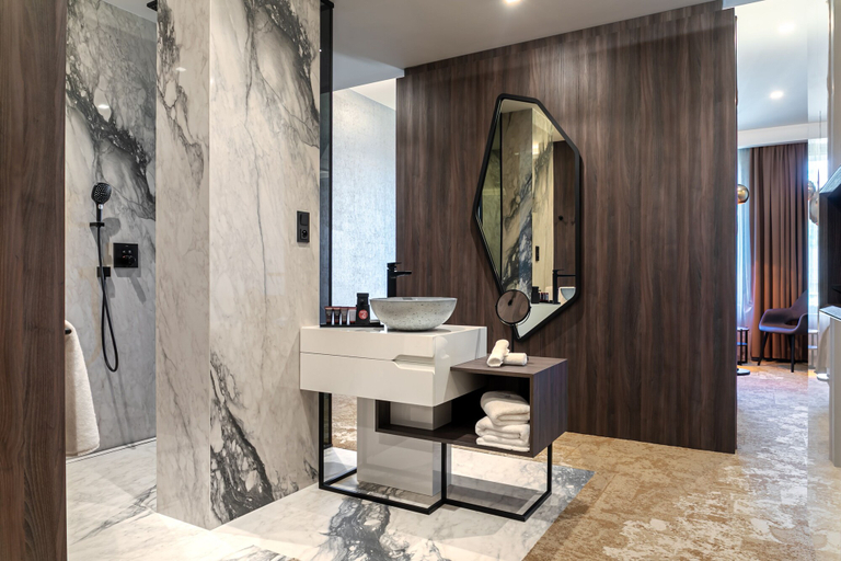 Bathroom 4, Theatre Hotel, Olomouc