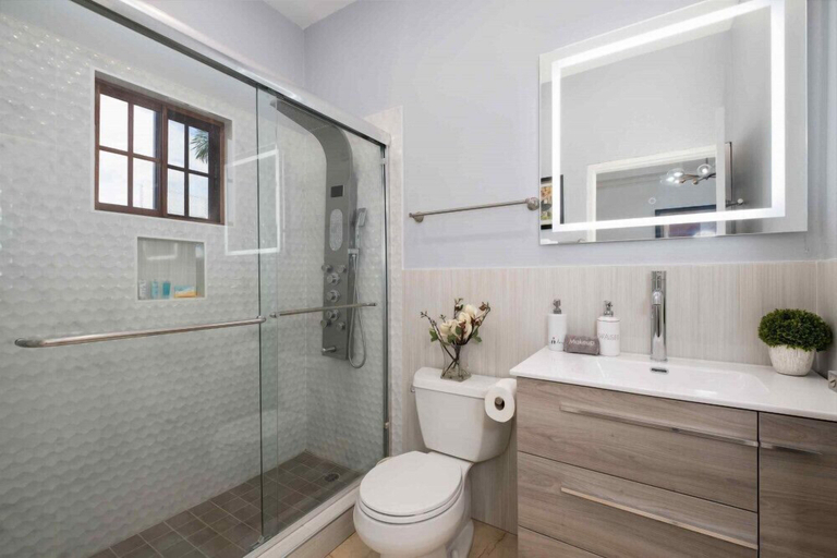 Bathroom 3, Villa De-Luxe Paradise