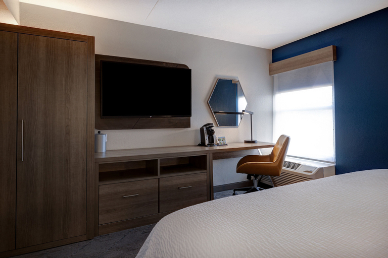Bedroom 9