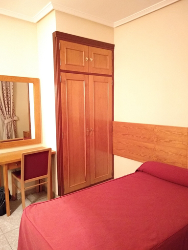 Bedroom 3, Hotel La Maruxiña, Toledo