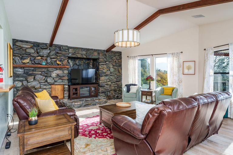 Others 1, Mountain View Point - Breathtaking Balcony, Madera
