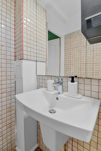 Bathroom 4, Akira One Bedroom Apartment, Municipiul Bucuresti